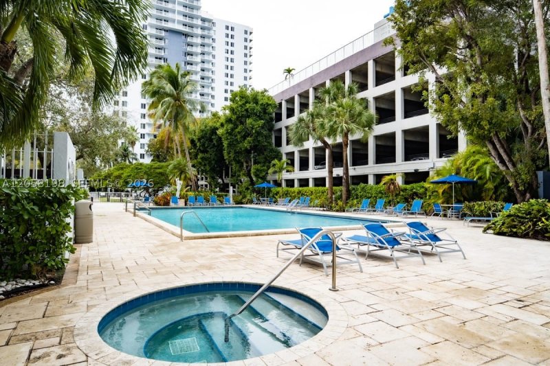 Apartment for rent at Madison Miami E-1610