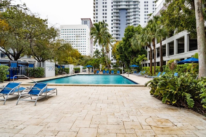Apartment for rent at Madison Miami E-1610