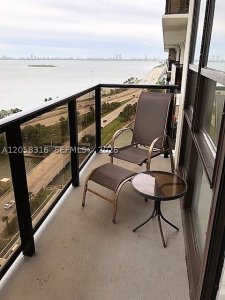 Comprar apartamento en Charter Club Condos T1