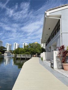 Comprar apartamento en Poinciana Island 909