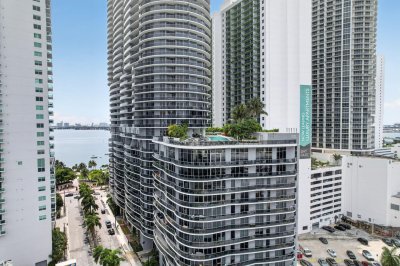 Comprar apartamento no Aria on The Bay 1515