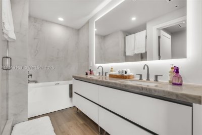 Aluguel de apartamento no Mint at Riverfront 5204
