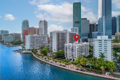 Brickell Shores Apt #401