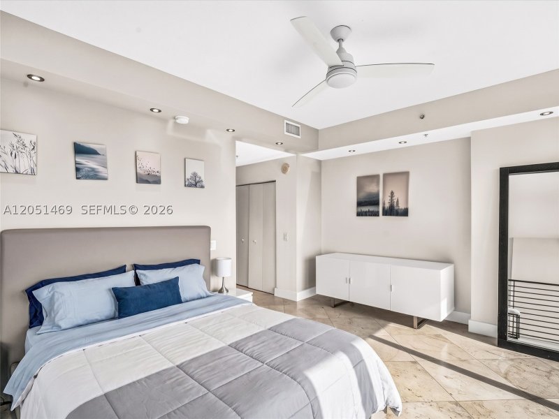 Condo for sale at Infinity on Brickell 4205