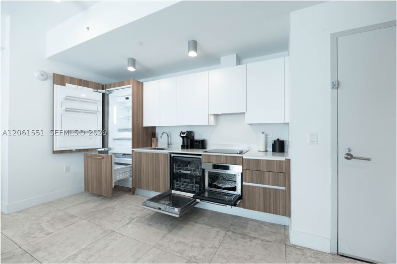 Apartment for rent at Smart Brickell Residences 2103