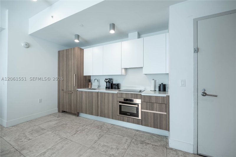 Apartment for rent at Smart Brickell Residences 2103