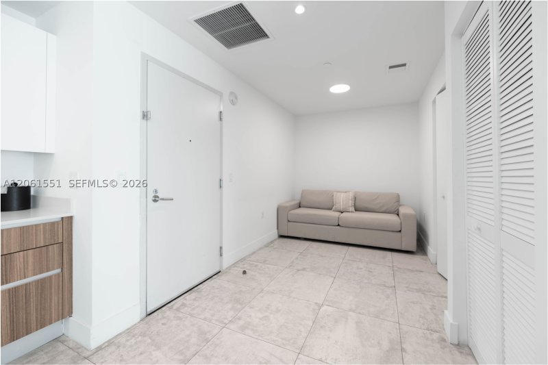Apartment for rent at Smart Brickell Residences 2103