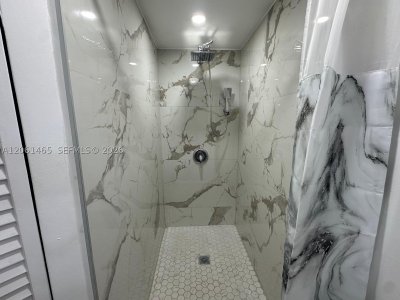 Alquiler de apartamento en Four Ambassadors 1408