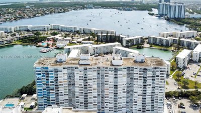 Comprar apartamento en Del Prado South Tower 801