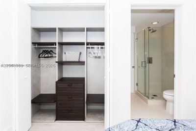 Aluguel de apartamento no Brickell Heights West 2903