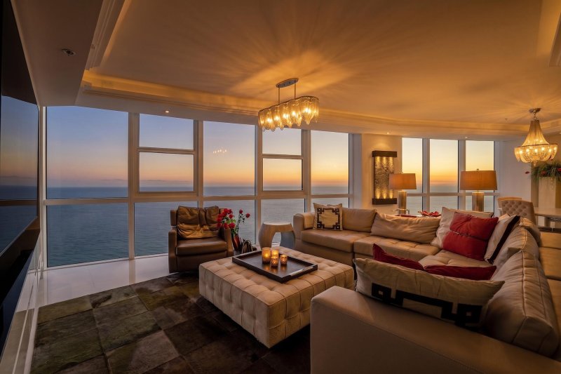 Condo for sale at Trump Royale PH 5109