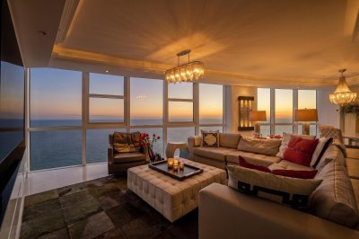 Comprar apartamento no Trump Royale PH 5109