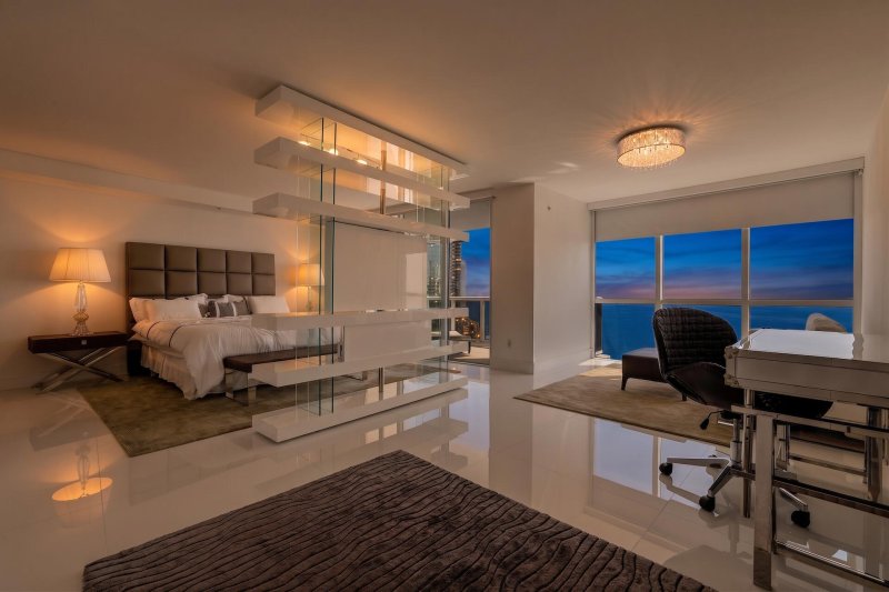 Condo for sale at Trump Royale PH 5109