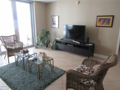 Aluguel de apartamento no Arlen Beach 919