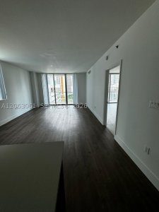 Aluguel de apartamento no 500 Brickell East Tower 1207