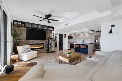 Waverly Las Olas Apt #1118