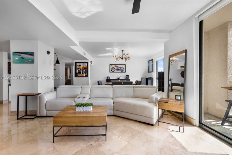 Condo for sale at Waverly Las Olas 1118