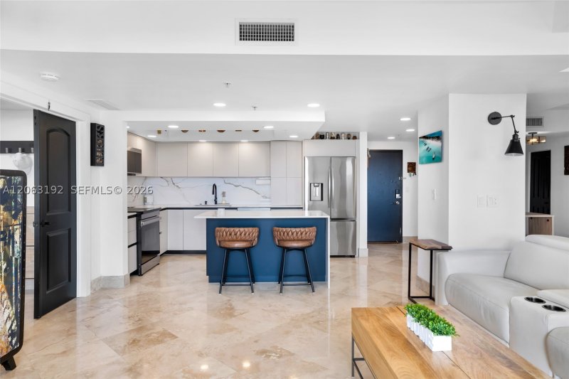 Condo for sale at Waverly Las Olas 1118