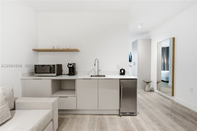 Comprar apartamento no Smart Brickell III 405