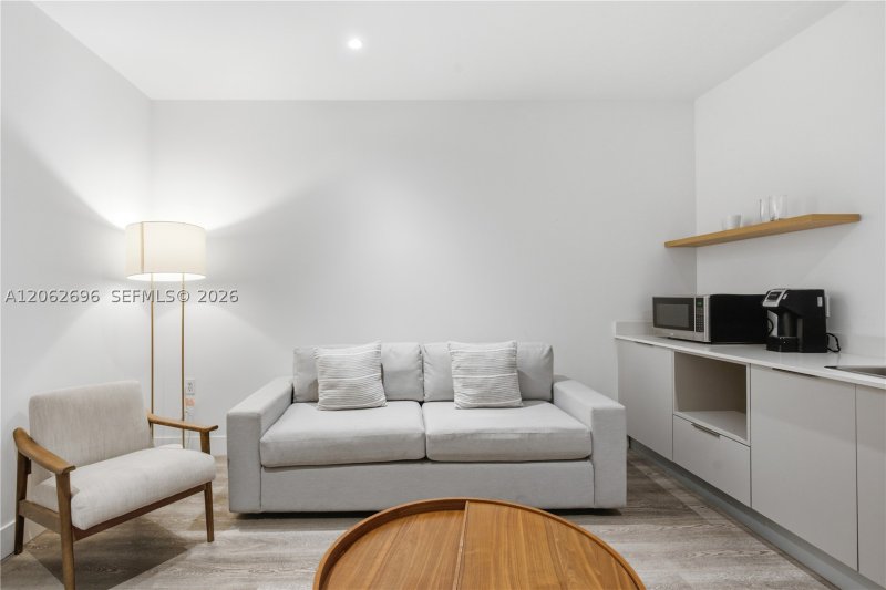 Condo for sale at Smart Brickell III 405