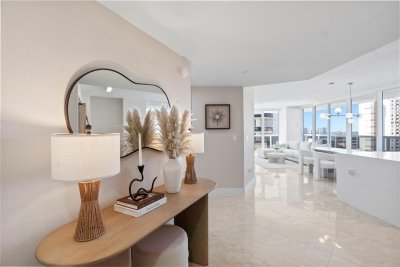 Comprar apartamento no Beach Club Two 1006