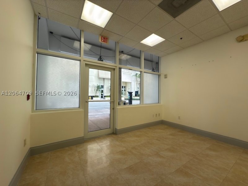 Condo for sale at Gables Park Tower 103