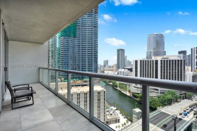 Comprar apartamento en Icon Brickell Viceroy 2103
