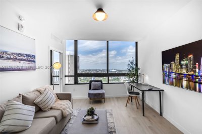 Comprar apartamento no District 225 PH-3712