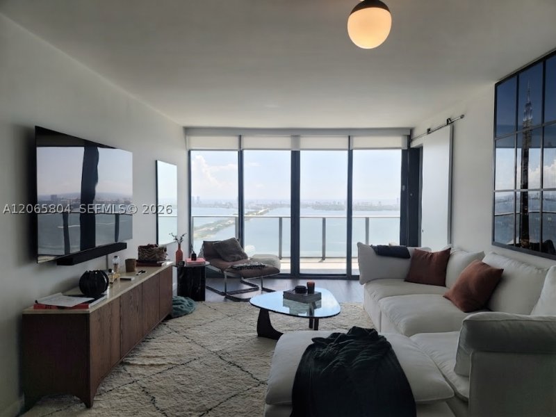 Condo for sale at One Paraiso 4404
