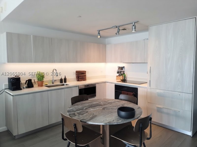 Condo for sale at One Paraiso 4404