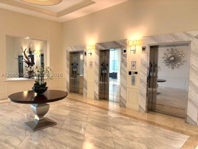 Comprar apartamento en 1300 Ponce 409