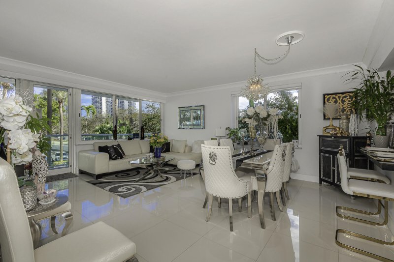 Condo for sale at Coral Ridge Towers 215