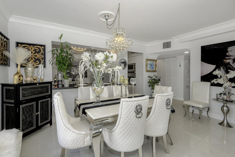 Condo for sale at Coral Ridge Towers 215