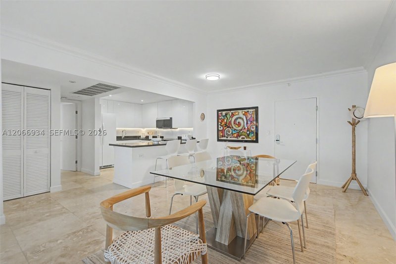 Alquiler de apartamento en Roney Palace 908