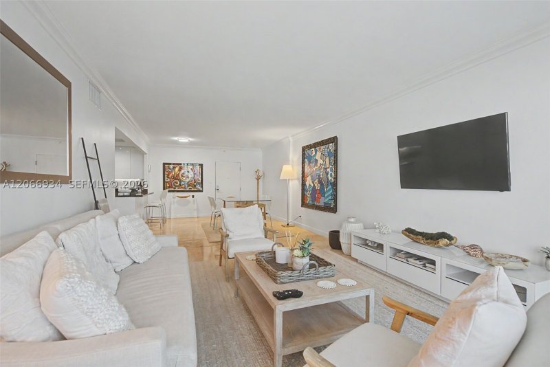 Alquiler de apartamento en Roney Palace 908