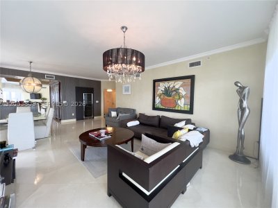 Comprar apartamento no Acqualina Resort & Spa 3206