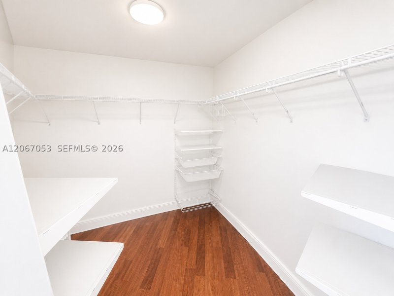 Apartment for rent at Platinum Condo 1701