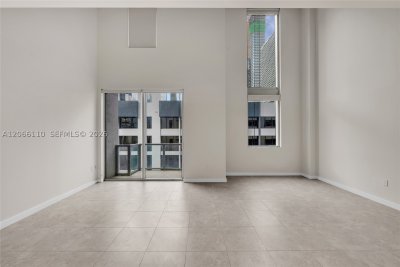 Comprar apartamento no Avenue on Brickell 1060 Tower 815