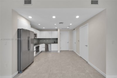 Comprar apartamento no Avenue on Brickell 1060 Tower 815