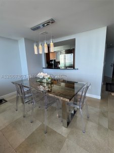 Alquiler de apartamento en Jade Brickell 1708