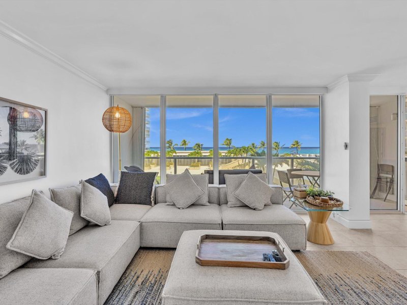 Condo for sale at Plaza East 2D
