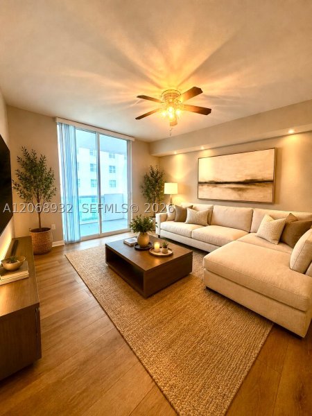 Apartment for rent at 360 Condominium West 608