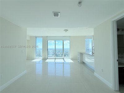 Comprar apartamento en Latitude On The River 4100