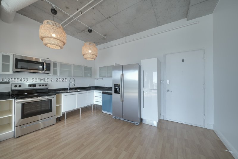 Condo for sale at Neo Lofts 1406