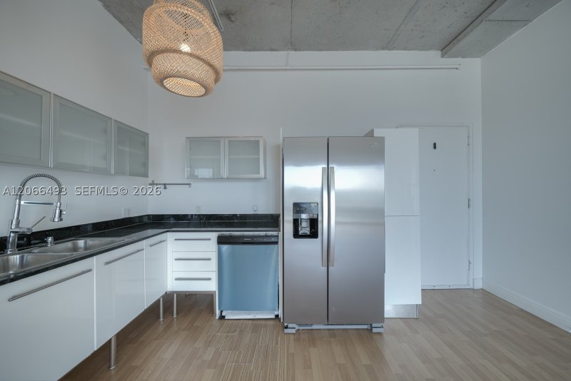 Condo for sale at Neo Lofts 1406