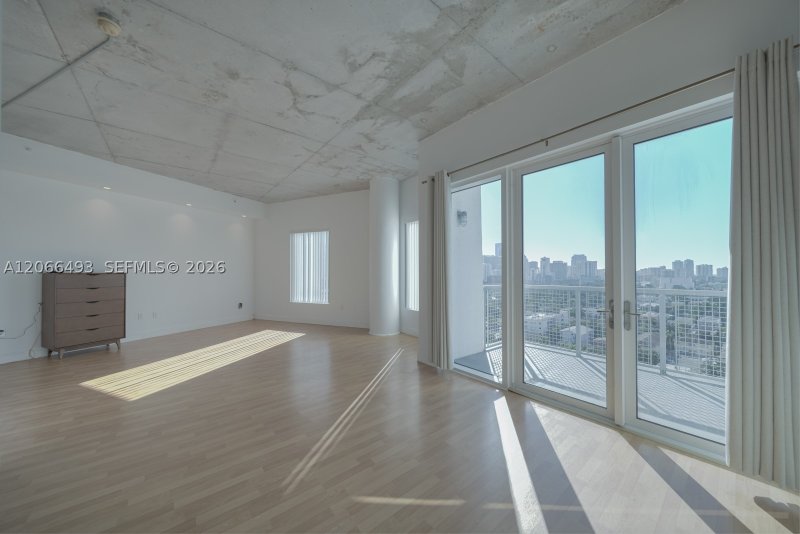 Condo for sale at Neo Lofts 1406