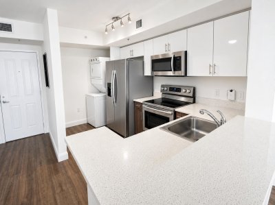 Intracoastal Yacht Club Apt #3-507
