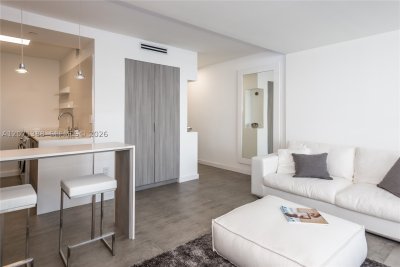 Aluguel de apartamento no Flamingo Southbeach 1436S