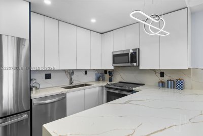 Comprar apartamento no Ocean View 826