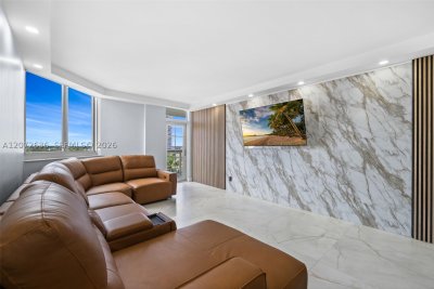 Comprar apartamento no Ocean View 826